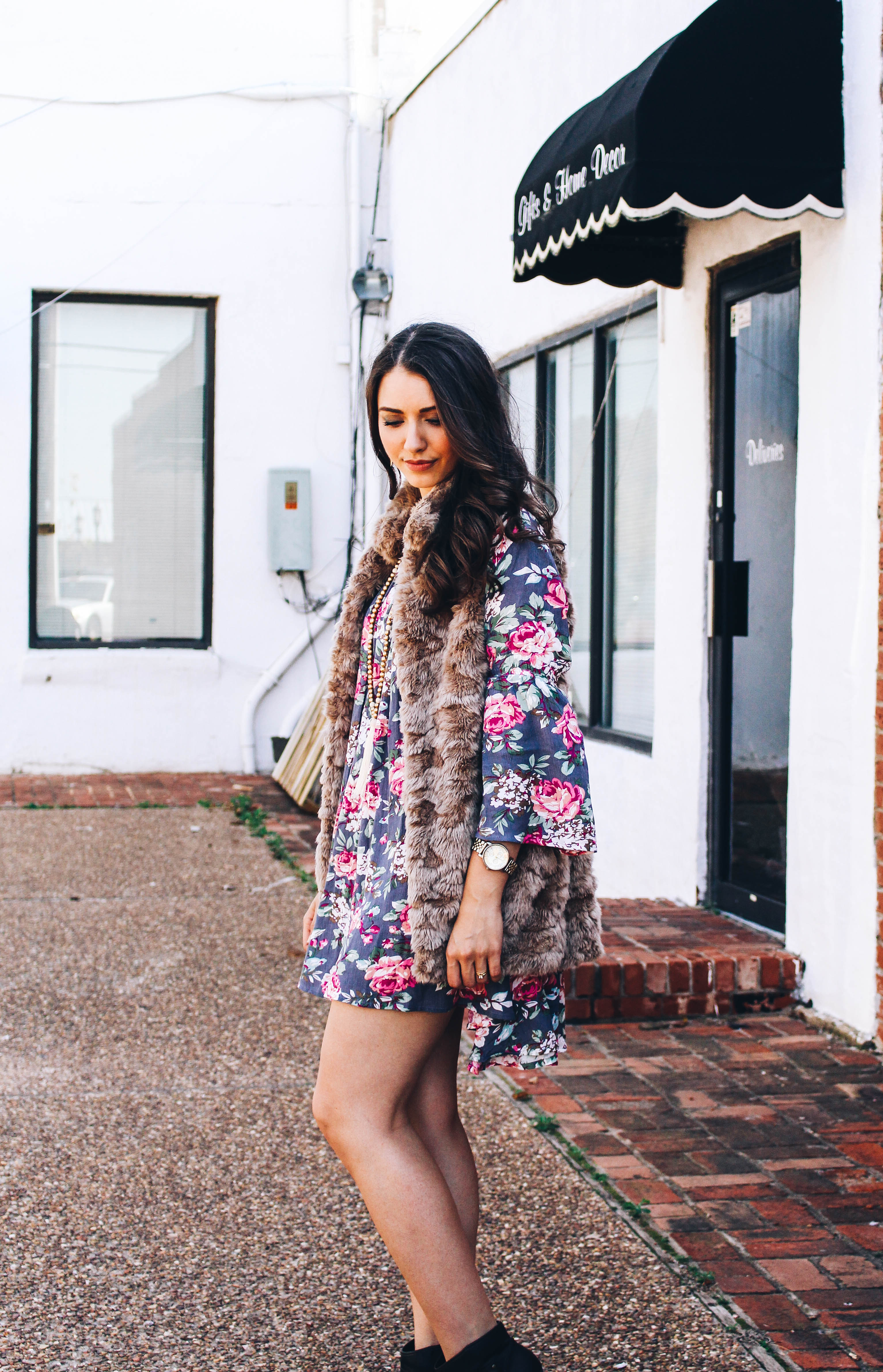 Faux Fur and Fall Florals / Happily Lindsey blog